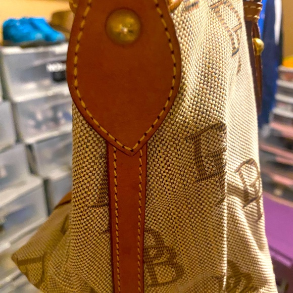 Dooney & Bourke Monogram Shoulder Handbag - Picture 2 of 8